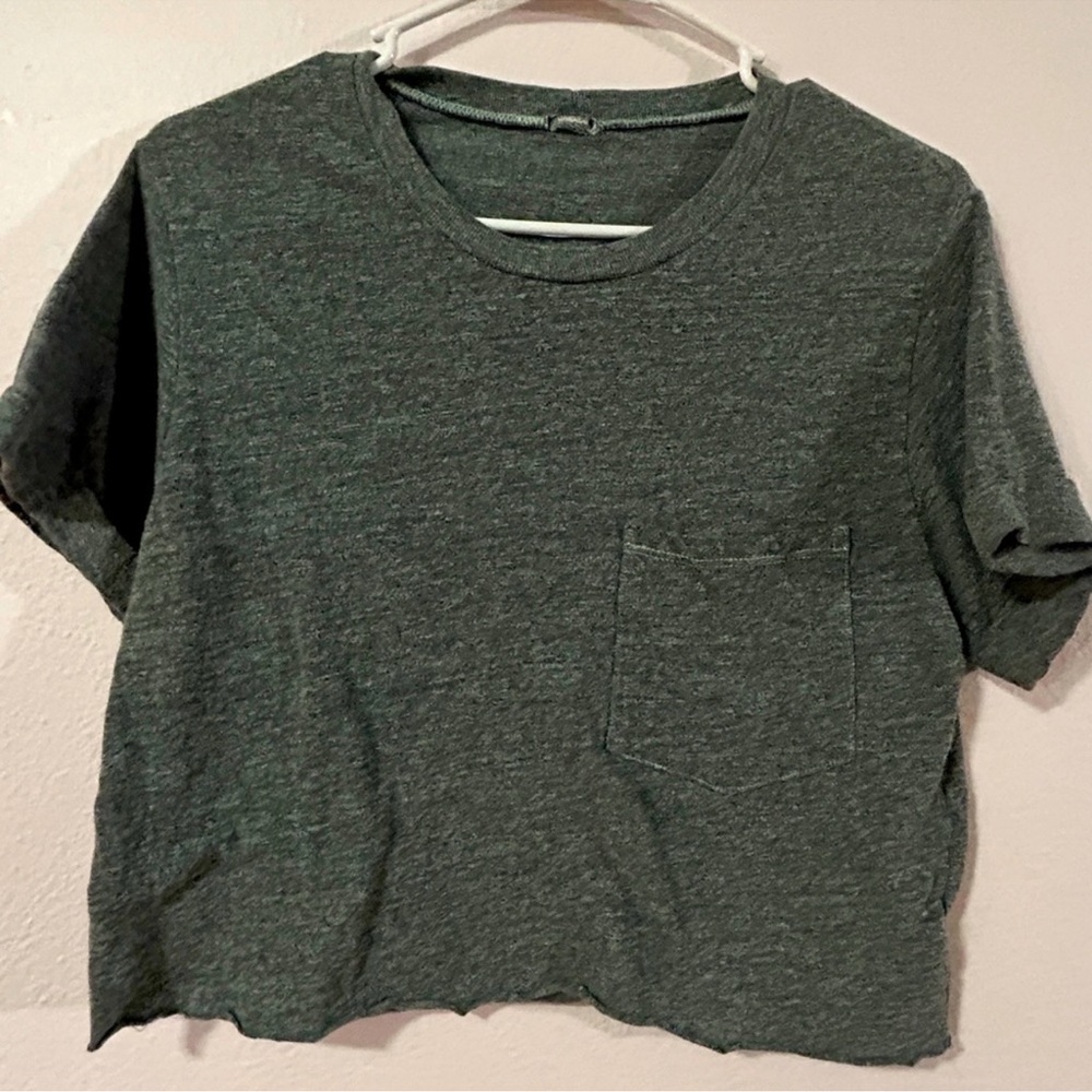 Monrow Crop Tee in Green Sz M